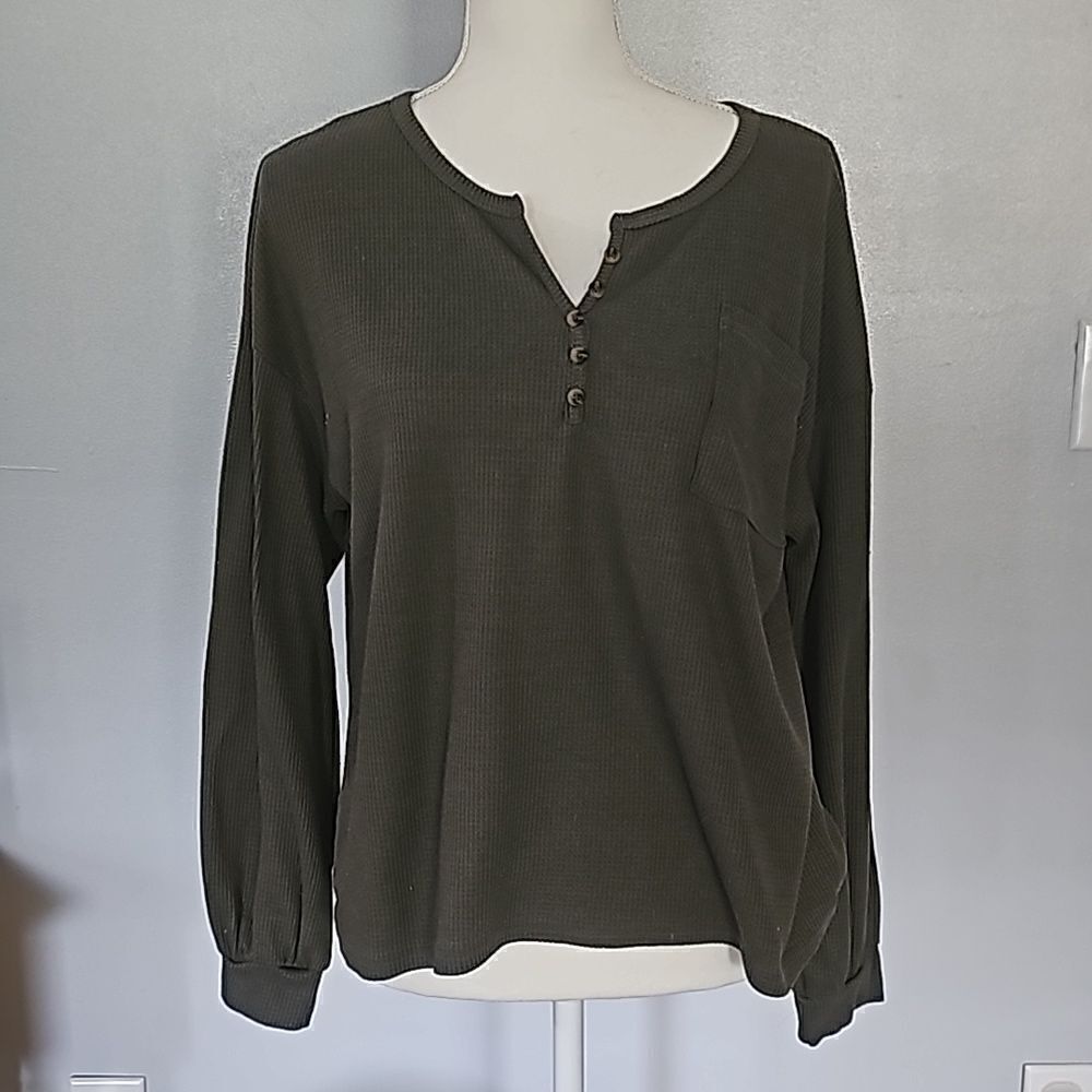 Good Fall Layering piece - Picture 1 of 3